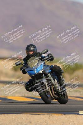 media/Nov-06-2023-Moto Forza (Mon) [[ce023d0744]]/3-Intermediate Group/Session 3 (Turn 5)/